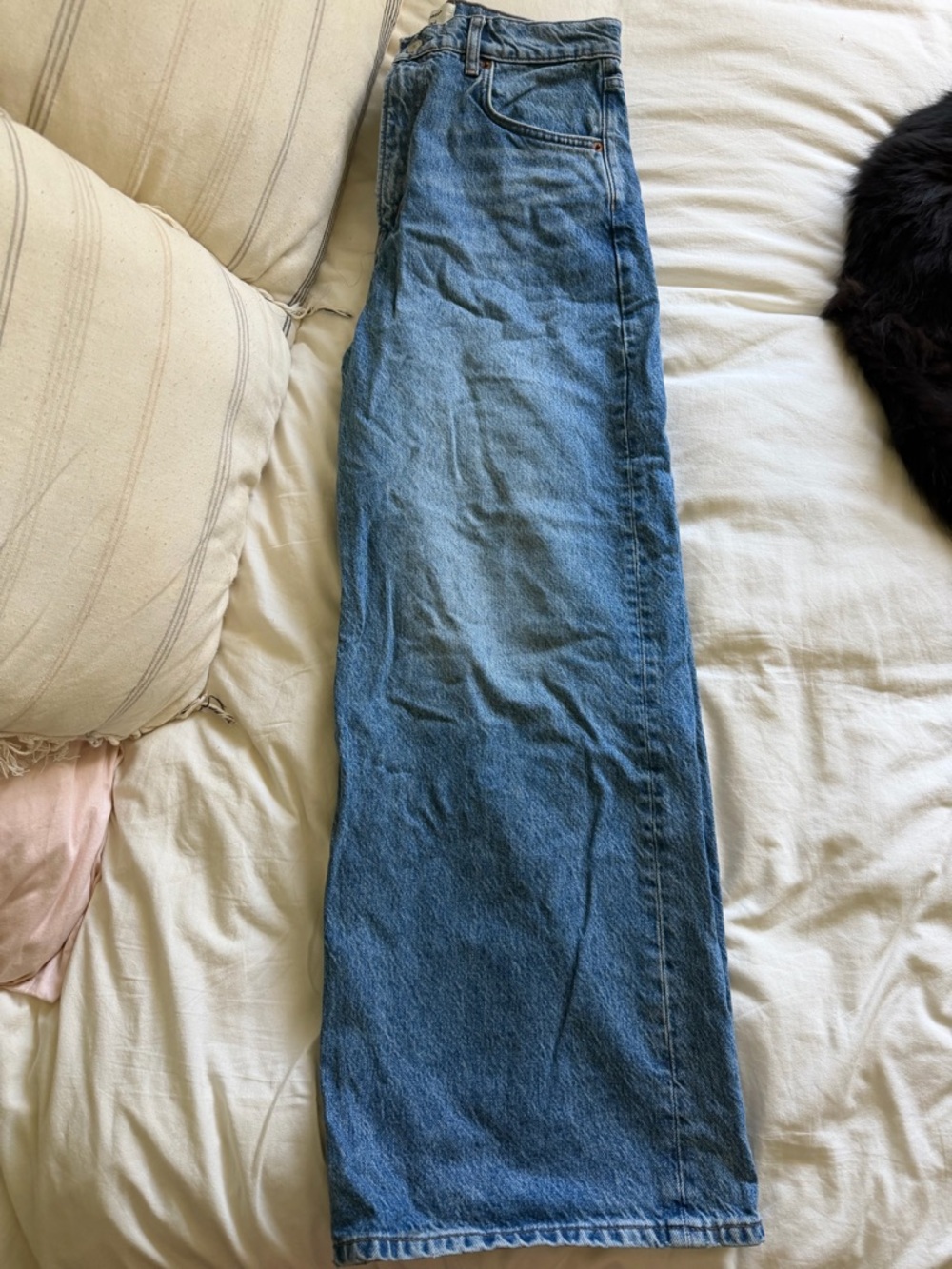 Reformation Cary High Rise Slouchy Wide Leg Cropped Jeans- Colorado - Picture 5 of 6